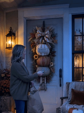 Autumn Glow Pumpkin Wreath